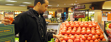 Local food in a retail grocery store